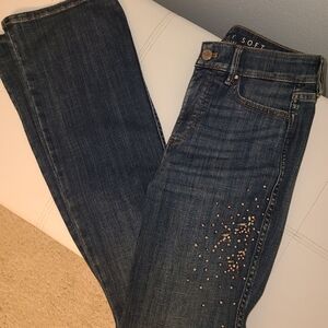 WHBM Everyday Soft Bootcut Skinny Flare Pearl Rhinestone Jeans Size 0